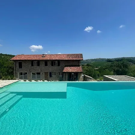 Design-villa Mit Salzwasserpool In Toller Lage Monastero Bormida
