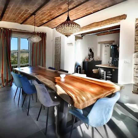Villa Design-villa Mit Salzwasserpool In Toller Lage *