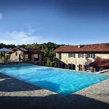 Design-villa Mit Salzwasserpool In Toller Lage
