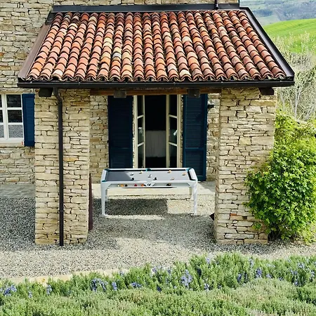 Design-villa Mit Salzwasserpool In Toller Lage * Monastero Bormida